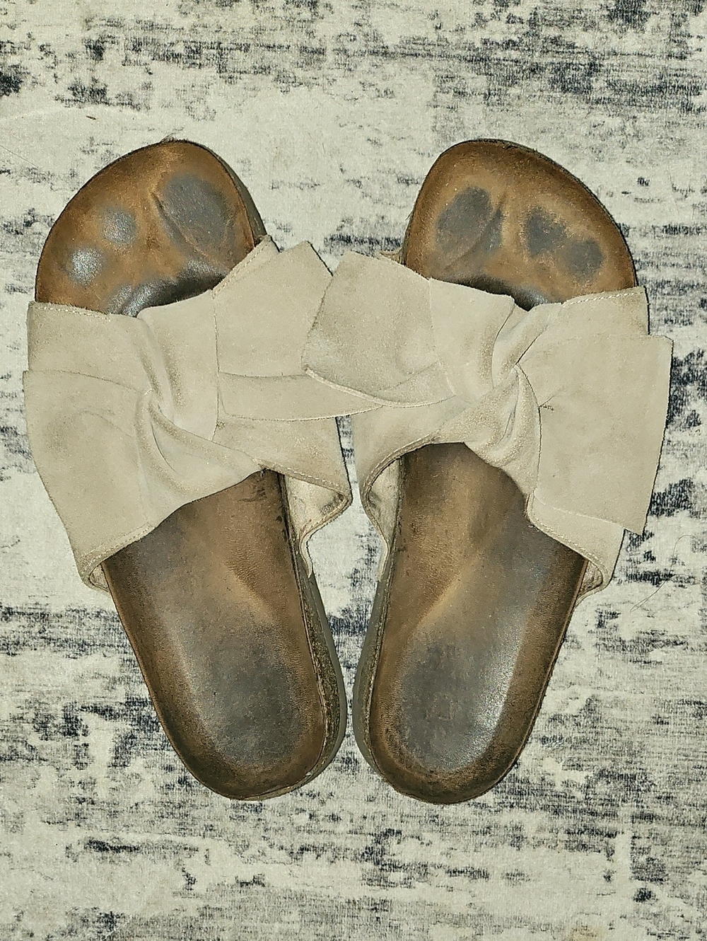 Well Worn Sandals Beige Knot-Detail Slides Size 8